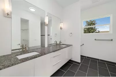 4524 Riverwood Avenue, Sarasota, FL 34231 - Photo 34