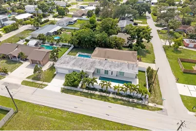 4524 Riverwood Avenue, Sarasota, FL 34231 - Photo 48