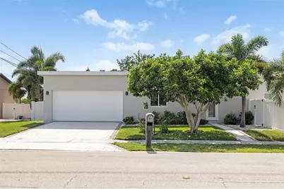 4524 Riverwood Avenue, Sarasota, FL 34231 - Photo 2