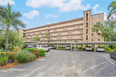 3620 Ironwood Circle #302O, Bradenton, FL 34209 - Photo 1