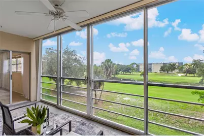 3620 Ironwood Circle #302O, Bradenton, FL 34209 - Photo 8