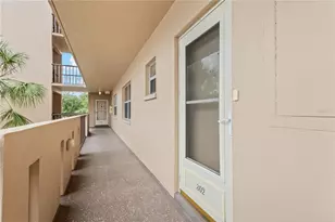 3620 Ironwood Cir, Bradenton, FL 34209 - Photo 2