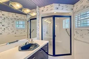 660 Golden Gate Point, Sarasota, FL 34236 - Photo 24