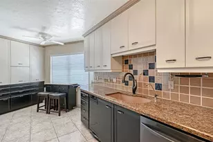660 Golden Gate Point, Sarasota, FL 34236 - Photo 20