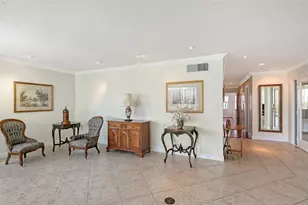 660 Golden Gate Point, Sarasota, FL 34236 - Photo 10