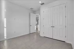 17703 Savory Mist Cir, Lakewood Ranch, FL 34211 - Photo 8