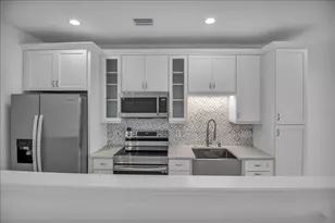 17703 Savory Mist Cir, Lakewood Ranch, FL 34211 - Photo 38