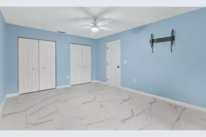 1401 Georgetowne Drive, Sarasota, FL 34232 - Photo 18
