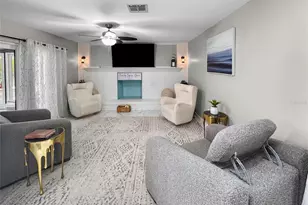 1401 Georgetowne Dr, Sarasota, FL 34232 - Photo 20