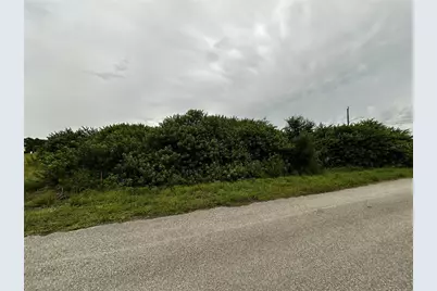 165 Pembroke Street, Lehigh Acres, FL 33974 - Photo 6