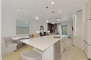 8467 Nandina Dr, Sarasota, FL 34240 - Photo 6