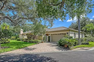 3331 Hadfield Greene, Sarasota, FL 34235 - Photo 2