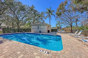 3331 Hadfield Greene, Sarasota, FL 34235 - Photo 6