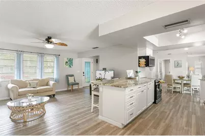 914 Plum Tree Lane, Sarasota, FL 34243 - Photo 8