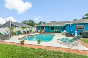 914 Plum Tree Ln, Sarasota, FL 34243 - Photo 32