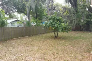 2304 Kingston St S, Saint Petersburg, FL 33711 - Photo 4