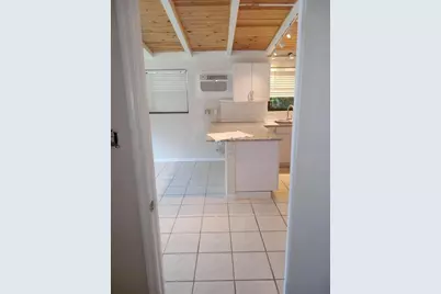 1117 Patterson Drive #Front, Sarasota, FL 34234 - Photo 4