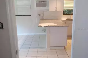 1117 Patterson Dr, Sarasota, FL 34234 - Photo 4