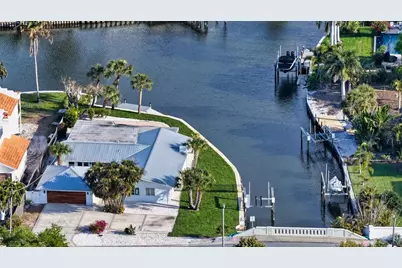 339 Treasure Boat Way, Sarasota, FL 34242 - Photo 6