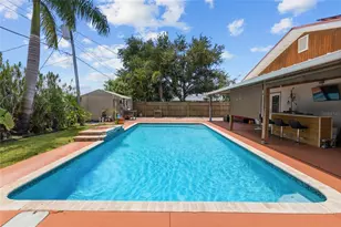 311 62nd St W, Bradenton, FL 34209 - Photo 2