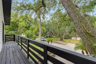 17 Pinewood Cir, Safety Harbor, FL 34695 - Photo 8