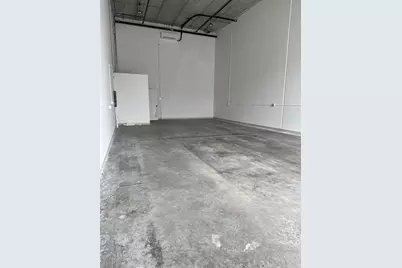 5431 Communications Parkway #20, Sarasota, FL 34240 - Photo 2