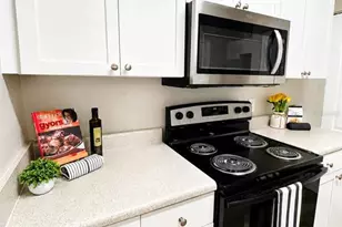 8813 Villa View Cir, Orlando, FL 32821 - Photo 2