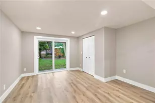 2770 Wood St, Sarasota, FL 34237 - Photo 24