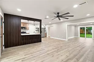 2770 Wood St, Sarasota, FL 34237 - Photo 20
