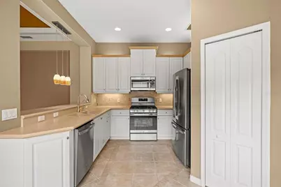 9405 34th Court E, Parrish, FL 34219 - Photo 16