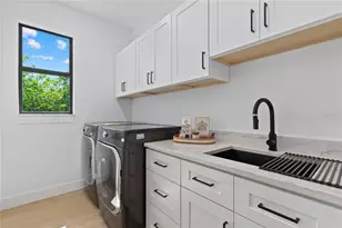 15101 Leipzig Cir, Port Charlotte, FL 33981 - Photo 14