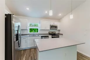 1326 Glenan Rd, North Port, FL 34288 - Photo 6