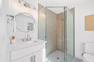 211 Grant Dr, Sarasota, FL 34236 - Photo 48