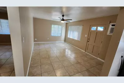 2226/2228 13th Avenue W, Bradenton, FL 34205 - Photo 2