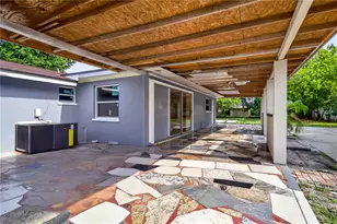 4734 Delmonte Ave, Sarasota, FL 34235 - Photo 32