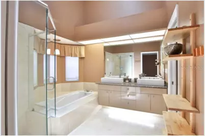 4700 Tivoli Avenue, Sarasota, FL 34235 - Photo 20