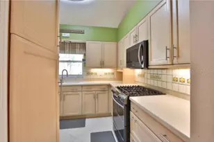 4700 Tivoli Ave, Sarasota, FL 34235 - Photo 14