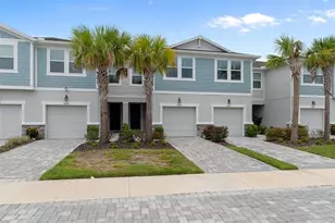 31449 Woodland Race Loop, Wesley Chapel, FL 33545 - Photo 2