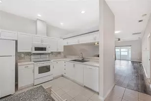 2645 73rd Ct W, Bradenton, FL 34209 - Photo 2