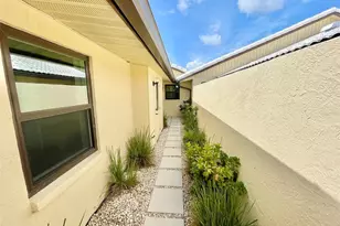44 Sandstone Cir, Venice, FL 34293 - Photo 40