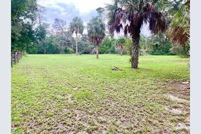 660 Sundance, Wimauma, FL 33598 - Photo 18
