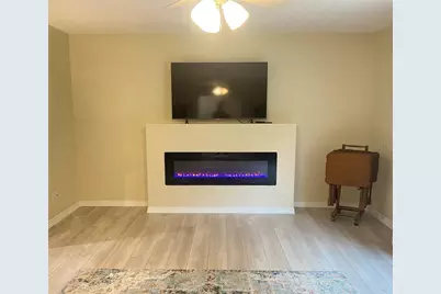 660 Sundance, Wimauma, FL 33598 - Photo 8