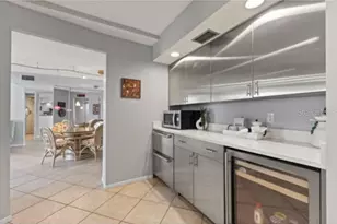 1111 N Gulfstream Ave, Sarasota, FL 34236 - Photo 22