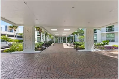 1111 N Gulfstream Avenue #5B, Sarasota, FL 34236 - Photo 4