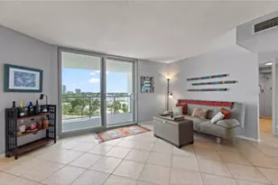 1111 N Gulfstream Ave, Sarasota, FL 34236 - Photo 6