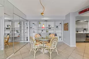 1111 N Gulfstream Ave, Sarasota, FL 34236 - Photo 16