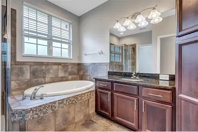8228 Villa Grande Court, Sarasota, FL 34243 - Photo 30