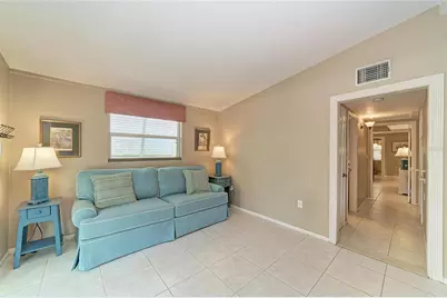 2711 Avenue C, Holmes Beach, FL 34217 - Photo 8