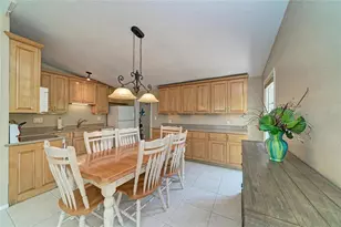 2711 Avenue C, Holmes Beach, FL 34217 - Photo 10