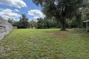 37318 Carter Ave, Dade City, FL 33523 - Photo 2